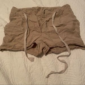 Linen Wilfred shorts